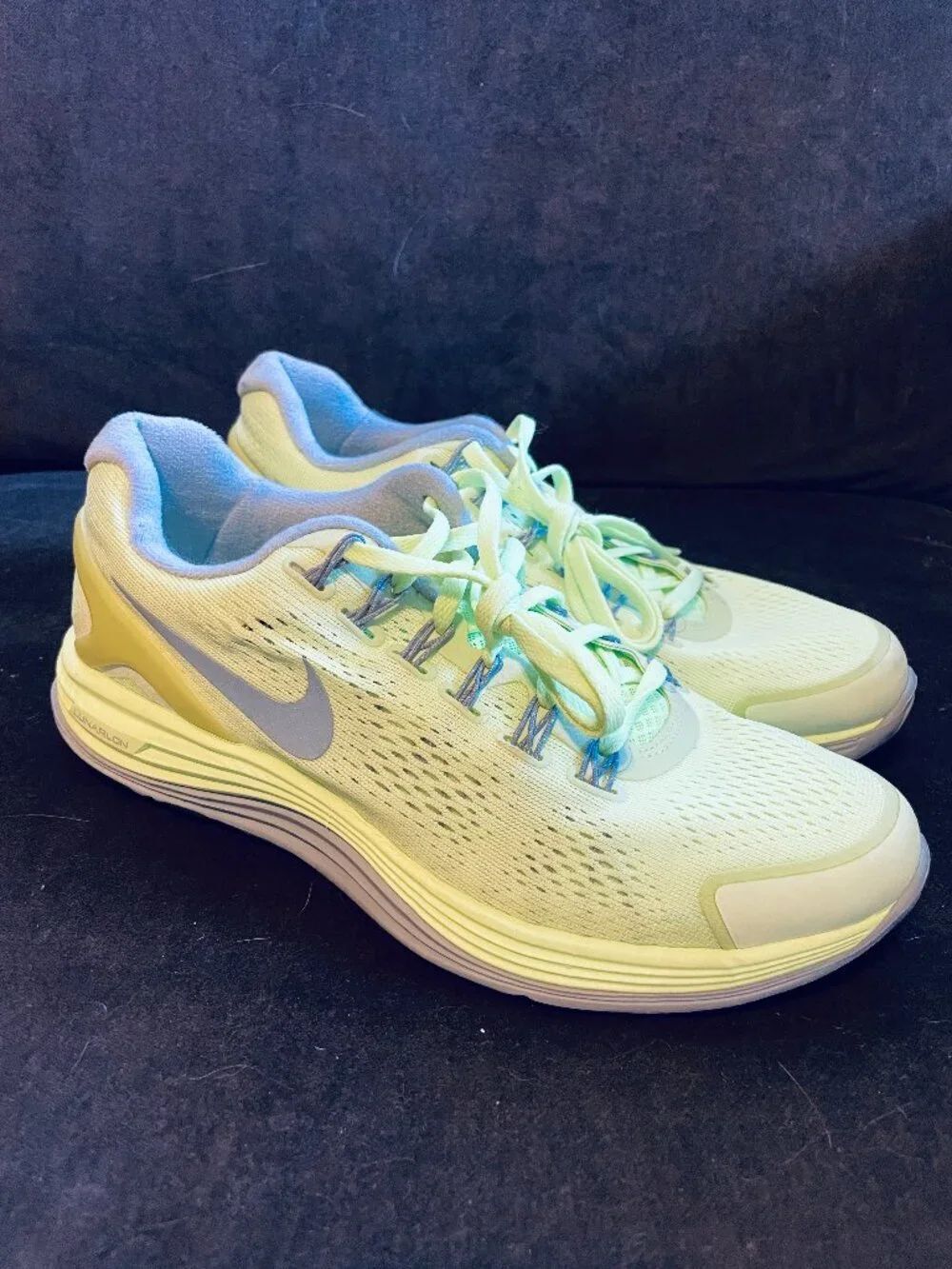 Nike Lunarglide+ 4 Chiffon Yellow Reflective Swoosh Grey Womens 9.5 US 41 EUR